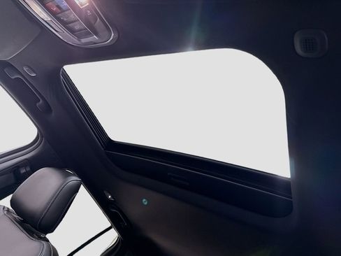 New 2025 Jeep Grand Cherokee Altitude image 20