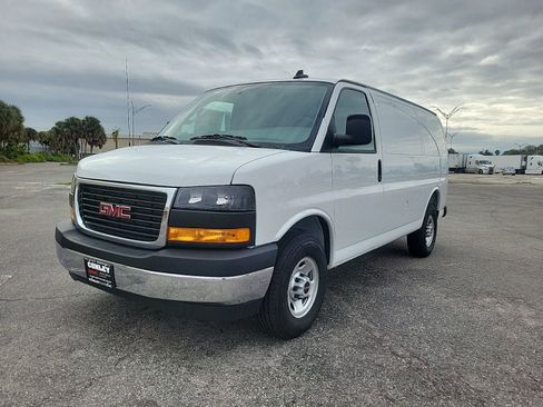New 2025 GMC Savana 2500 w/ Driver Convenience Package RWD image 2