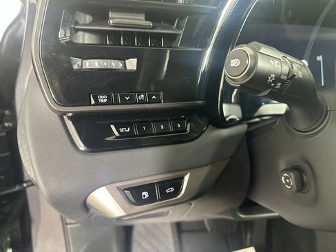 Used 2025 Lexus RX 350 Premium w/ Convenience Package AWD/4WD image 13