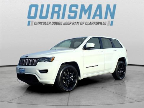 Certified 2021 Jeep Grand Cherokee Laredo X image 7