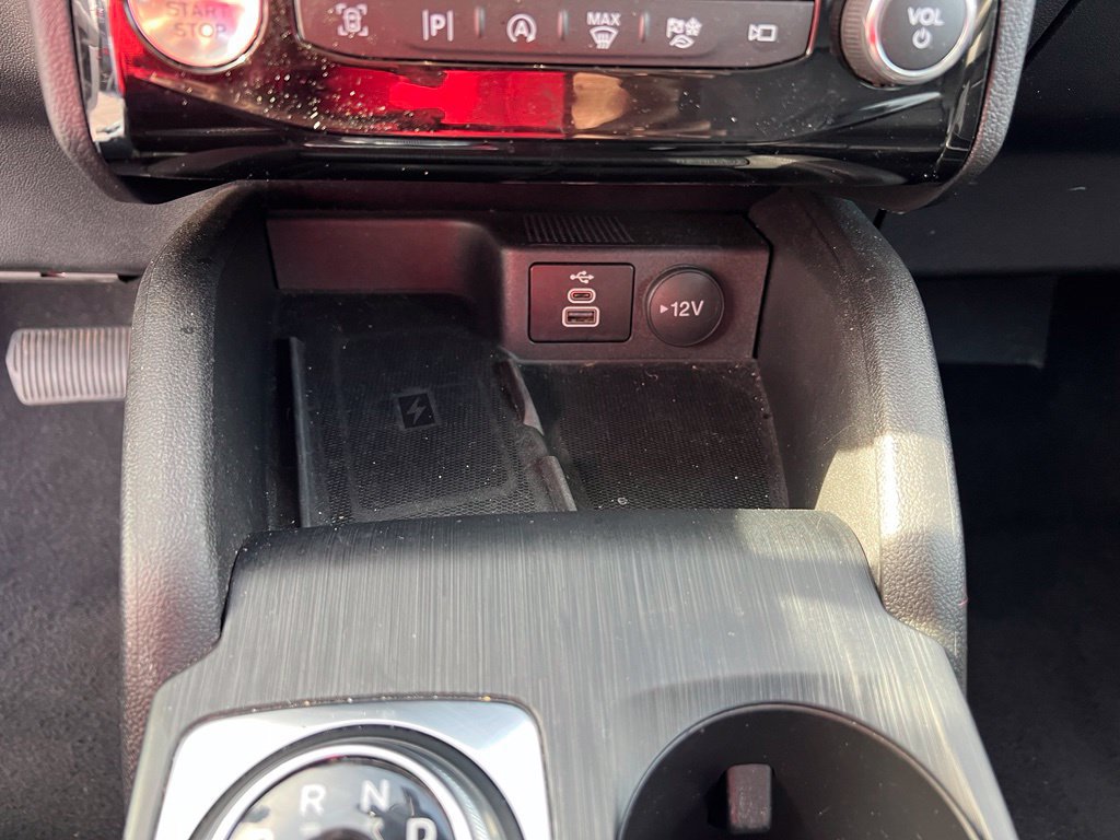 Used 2024 Ford Escape Platinum AWD/4WD image 32