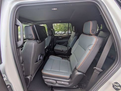 New 2026 GMC Yukon AT4 w/ AT4 Premium Plus Package AWD/4WD image 30