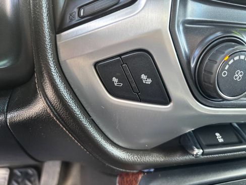 Used 2017 GMC Sierra 2500 SLE w/ Suspension Package, Off-Road AWD/4WD image 13
