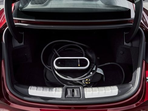 Used 2021 Porsche Taycan 4S image 8