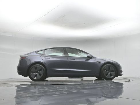 Used 2022 Tesla Model 3 Long Range AWD/4WD image 6