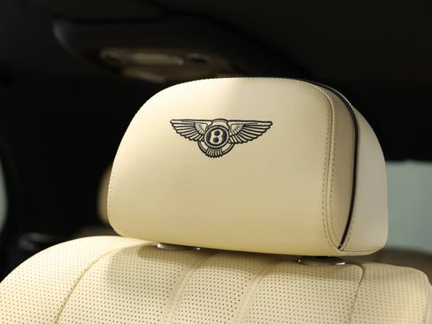 Used 2015 Bentley Flying Spur V8 AWD/4WD image 18