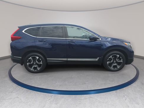 Used 2019 Honda CR-V Touring image 4