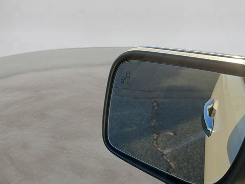 Used 2017 Ford Explorer Limited w/ Equipment Group 303A image 18