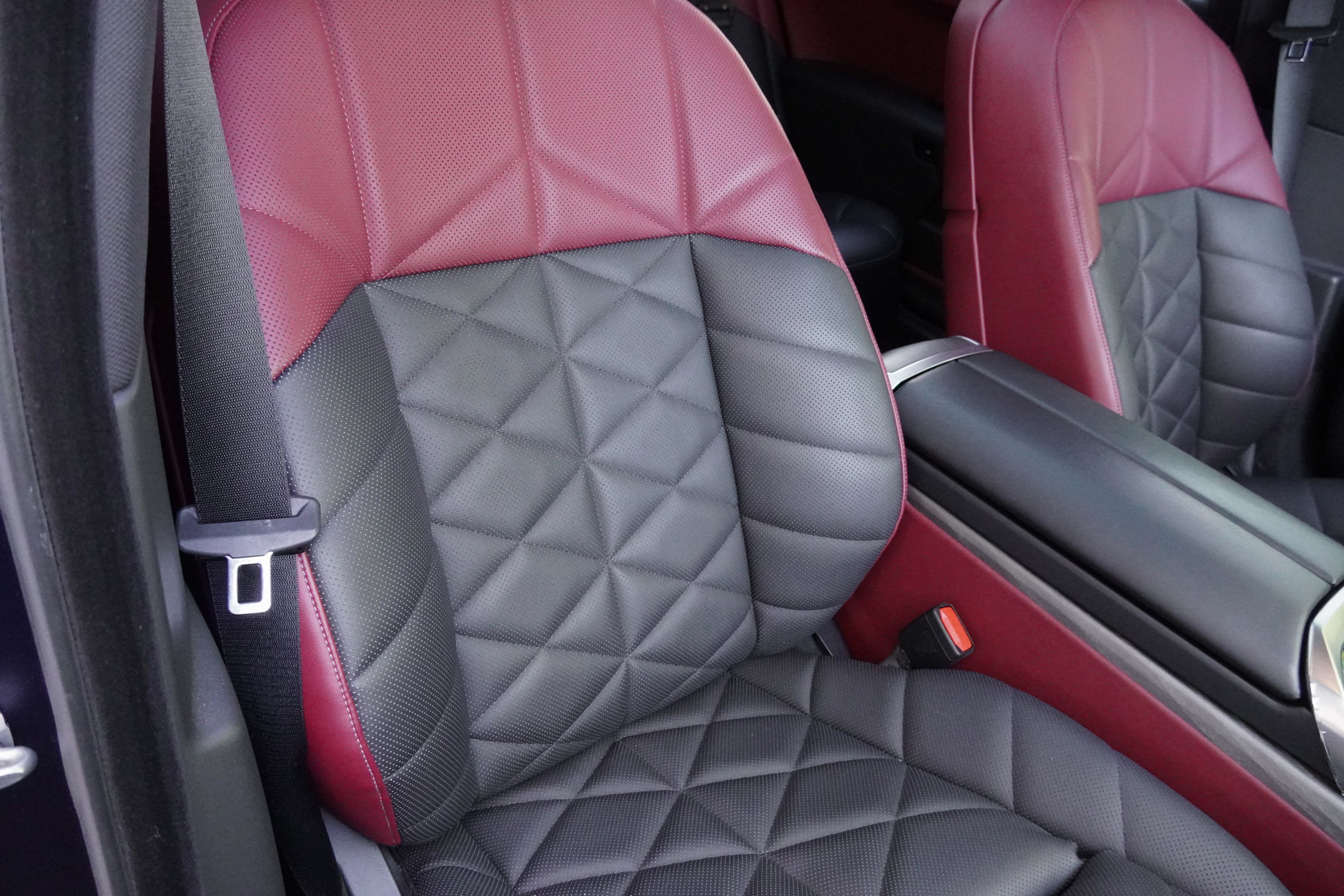 Certified 2024 BMW 740i RWD image 10