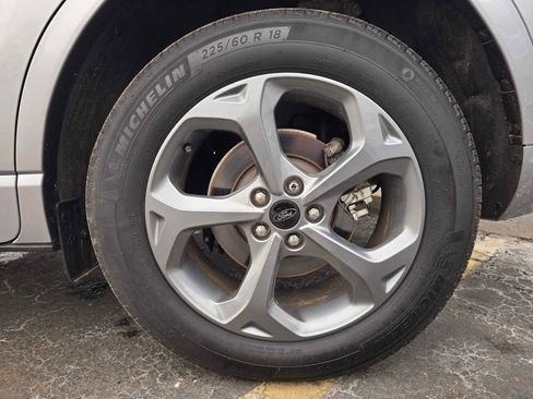 Used 2024 Ford Escape ST-Line w/ Tech Pack #1 image 3