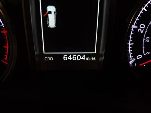 Used 2022 Toyota 4Runner Limited image 18