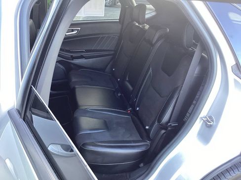 Used 2019 Ford Edge ST w/ Equipment Group 401A AWD/4WD image 46