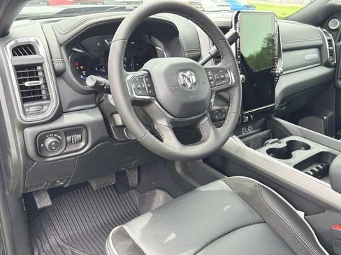 New 2026 RAM 2500 Laramie AWD/4WD image 22