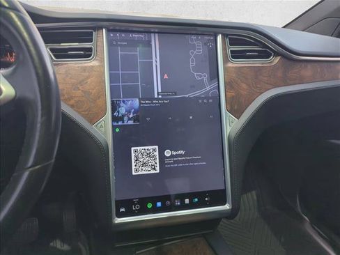 Used 2017 Tesla Model X 90D AWD/4WD image 9