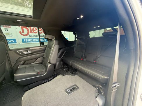 Used 2022 GMC Yukon SLT w/ SLT Premium Package image 33