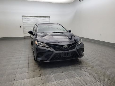 Used 2020 Toyota Camry SE image 14