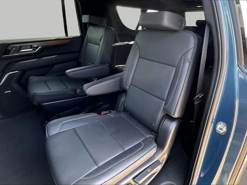 Used 2025 GMC Yukon XL Denali w/ Sun & Power Step Package AWD/4WD image 21