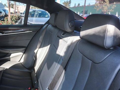 Used 2020 BMW 530i w/ Premium Package image 24