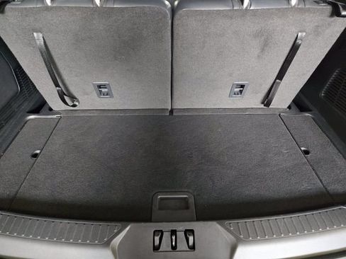 Used 2025 Ford Explorer ST-Line RWD image 36