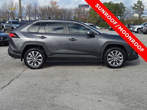 Used 2024 Toyota RAV4 XLE Premium image 6