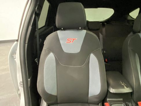 Used 2016 Ford Focus ST FWD image 25