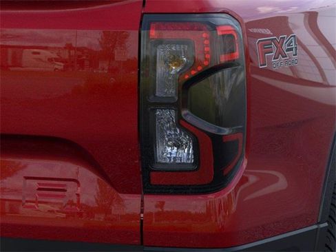 New 2025 Ford Ranger Lariat w/ FX4 Off-Road Package image 21