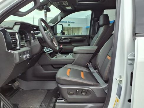 New 2025 GMC Sierra 2500 AT4 w/ AT4 Premium Plus Package image 16