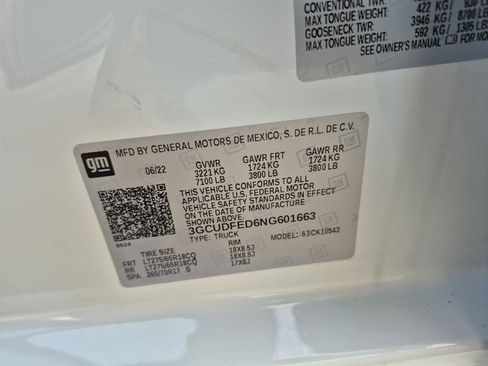 Used 2022 Chevrolet Silverado 1500 LT Trail Boss w/ Convenience Package II image 28