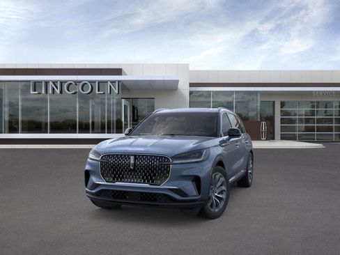 New 2026 Lincoln Aviator AWD image 4