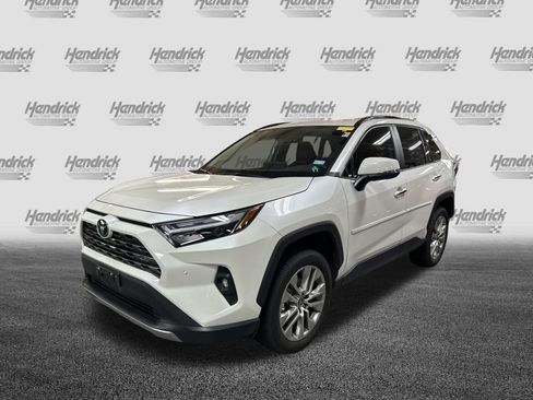 Used 2022 Toyota RAV4 Limited FWD image 2