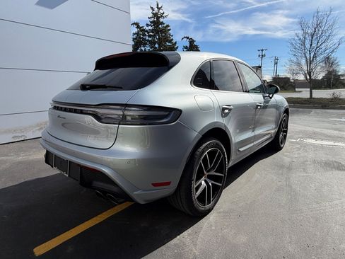 Certified 2025 Porsche Macan AWD/4WD image 7