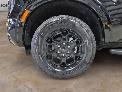 New 2025 Ford Ranger Lariat w/ FX4 Off-Road Package image 9