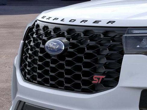 Used 2026 Ford Explorer ST w/ Sun And Sound Package AWD/4WD image 17