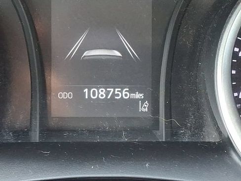 Used 2021 Toyota Camry LE FWD image 19