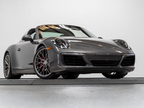 Used 2017 Porsche 911 Targa 4S image 25