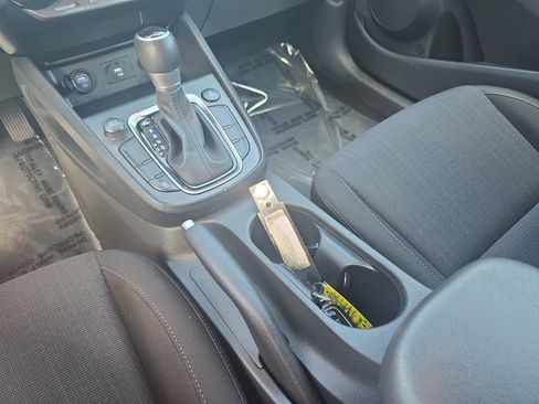 Used 2022 Hyundai Kona SEL AWD/4WD image 23