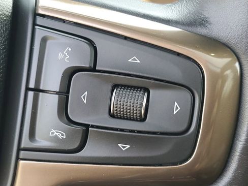 Certified 2021 Chevrolet Suburban High Country AWD/4WD image 14