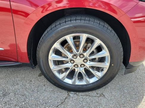 Used 2018 Buick Enclave Premium w/ Experience Buick Package FWD image 8