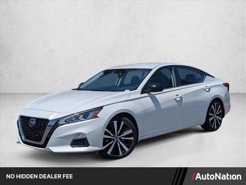 Used 2022 Nissan Altima 2.5 SR FWD image 1