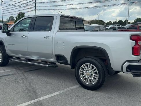 Used 2022 Chevrolet Silverado 3500 High Country w/ Z71 Off-Road Package AWD/4WD image 4