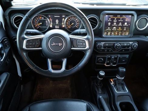 Used 2021 Jeep Gladiator Overland w/ Popular Equipment Package image 4