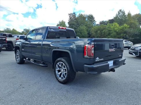 Used 2018 GMC Sierra 1500 SLT w/ All Terrain Package image 4
