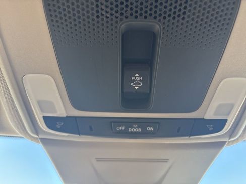 Used 2024 Honda Civic Touring image 25