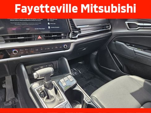 Used 2025 Kia Sportage EX w/ Premium Package AWD/4WD image 21
