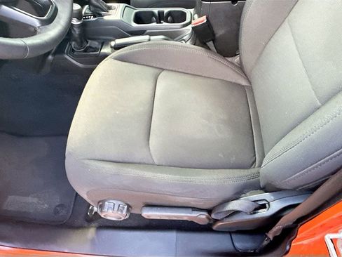 Used 2023 Jeep Gladiator Sport image 21