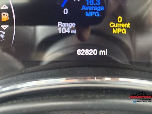 Used 2020 Jeep Grand Cherokee Limited image 19