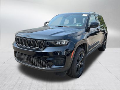 Used 2023 Jeep Grand Cherokee Altitude