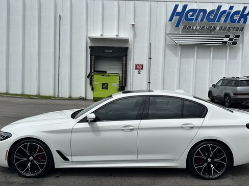 Used 2023 BMW M550i xDrive w/ Executive Package AWD/4WD image 7