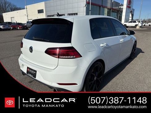 Used 2018 Volkswagen GTI SE image 11