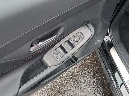 New 2026 Nissan Sentra SR w/ SR Premium Package image 12